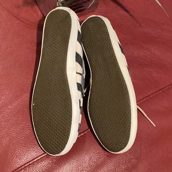 NEW striped Vans - Picture 2 of 4